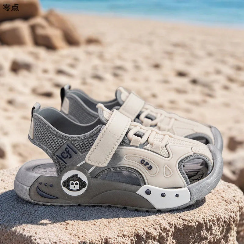New summer sports toe sandals with anti slip soft bottom for boys, small, medium, and large children, and casual beach sandals f (Available)