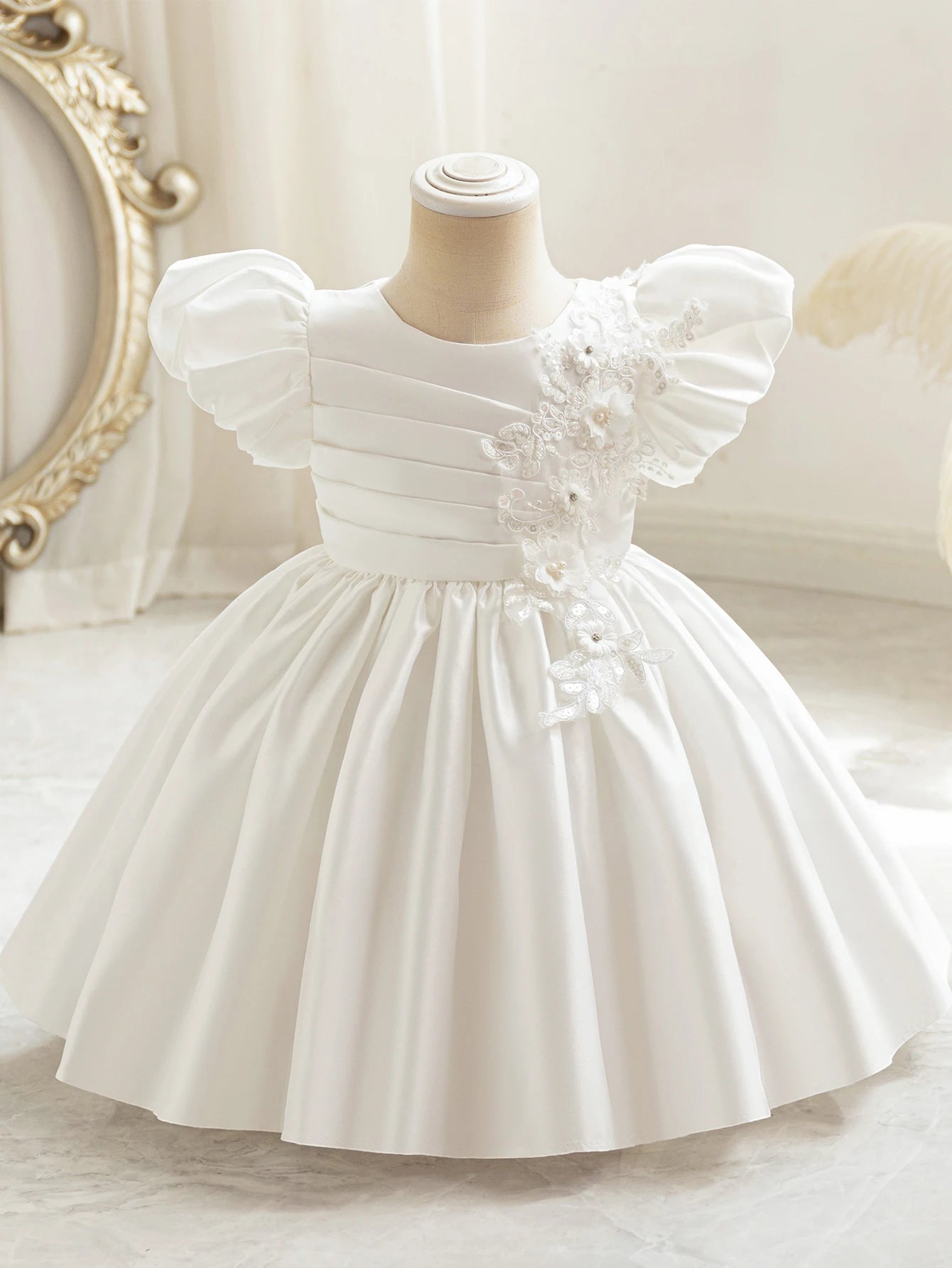Girls' birthday dresses, bubble sleeves, three-dimensional flower party dresses, holiday dresses, girls' satin dresses, princess