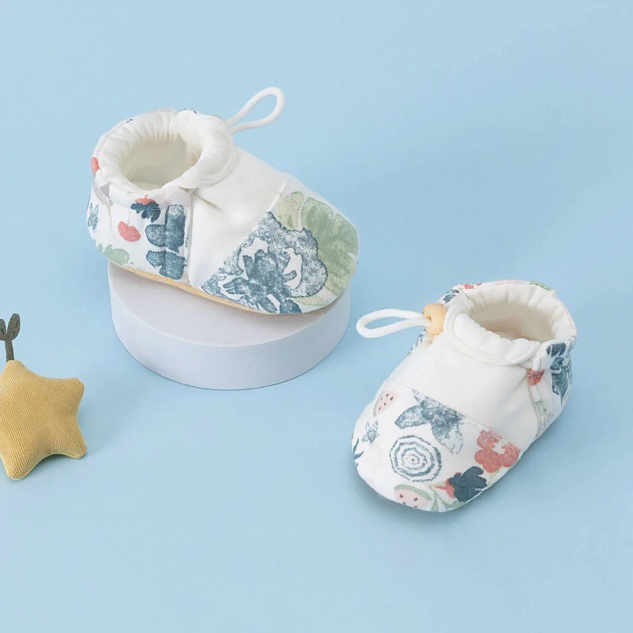Baby Sneakers Anti-Slip Kids Soft Soled Shoes Spring Autumn Newborn First Walkers