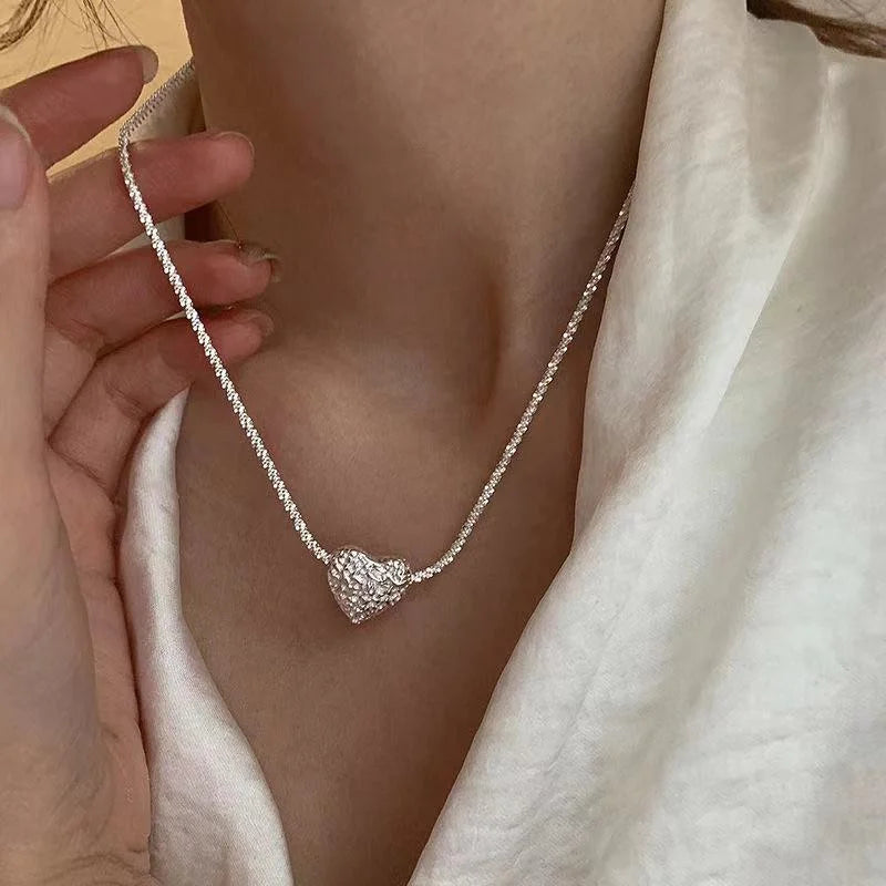 Accessories for Women Love Heart Buckle Necklace for Women Temperament Clavicle Chain Wedding Party Jewelry Gifts Collar