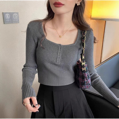 Inner Square Collar White Design Long Sleeve Knitted Sweater