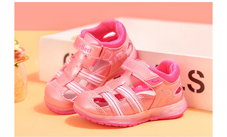 Boys And Girls Shoes Baotou Fashion Trend Comfortable Lights Casual Baby Shoes