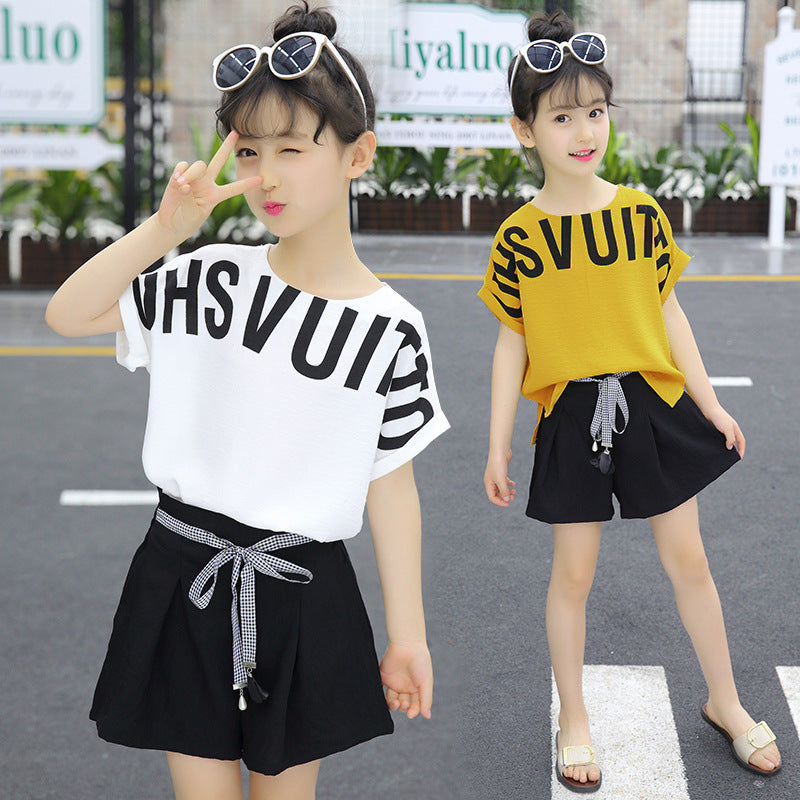 Korean Alphabet Short-sleeved Wide-leg Shorts (Available)