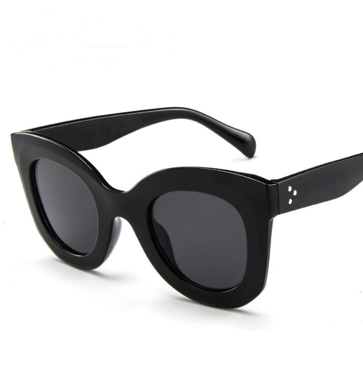Sunglasses fashion cat eye sunglasses (Available)