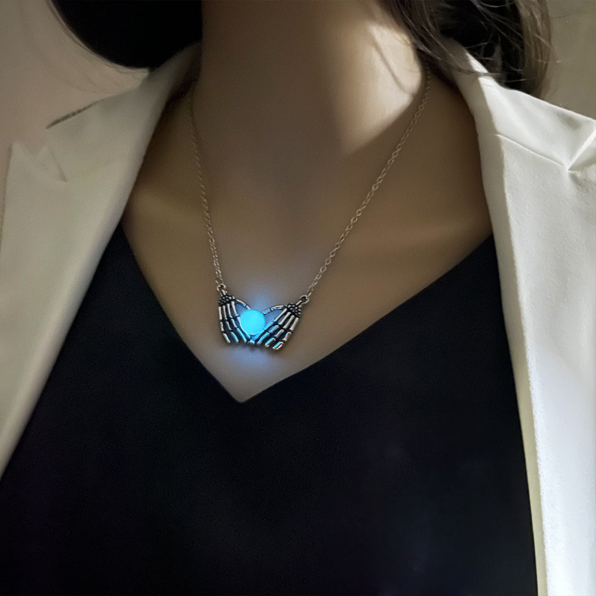 Fashion Halloween Skull Palm Heart Pendant Luminous Necklace For Women Glowing Jewelry Rope Chain Choker Party Statement Gift  (Available)