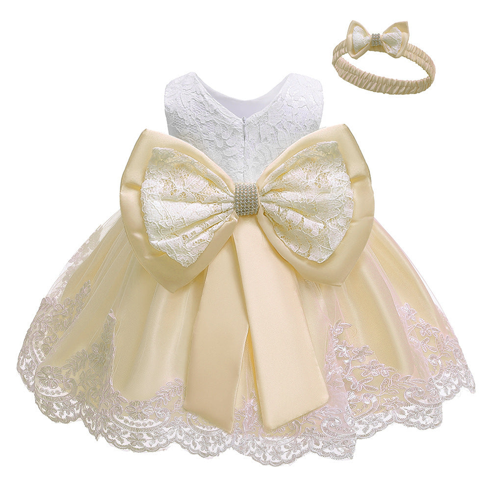 Bow hair with a fluffy skirt  ( Available )