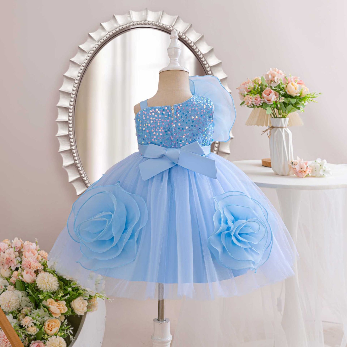 Children's Costume Piano Performance