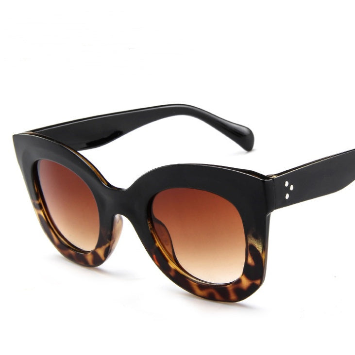 Sunglasses fashion cat eye sunglasses (Available)