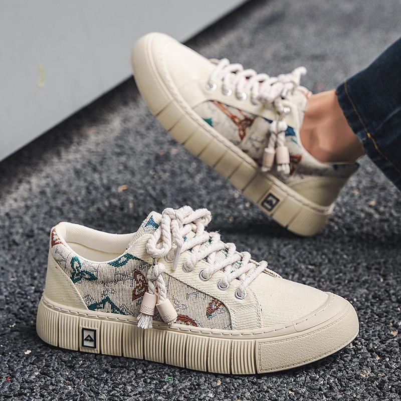 Trendy Wild Four Seasons Canvas Sneakers (Available)