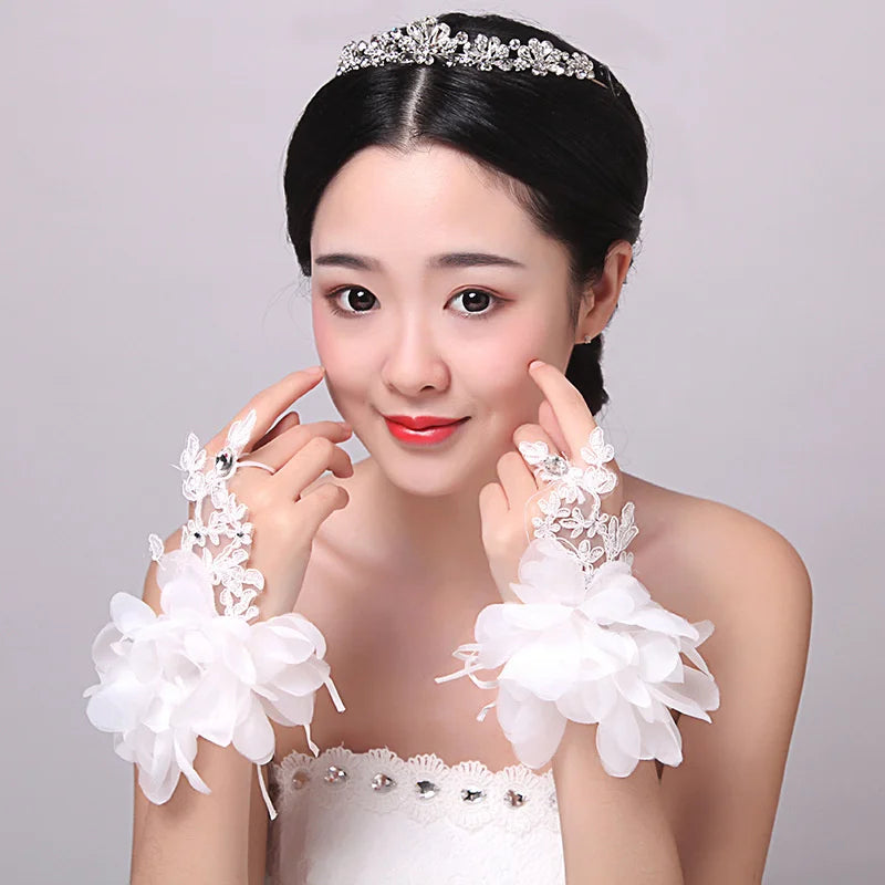 Girl Gloves Fingerless Wedding Gloves Lace Beaded Short Design Gloves For Bridal Wedding Accessories