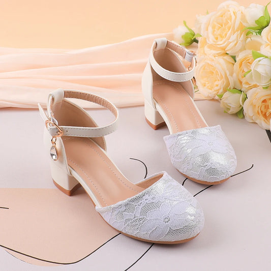 Little Girl Princess Dress Sandals dance shoes Summer White embroidery Buckle Strap Low Heels Soft Soled Party Shoes Fourseasons