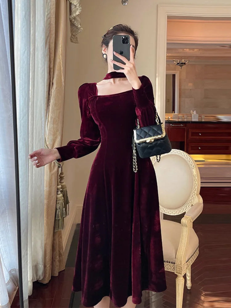 Sexy Dress Women French Retro Vintage Square Collar Waist Office Lady Wine Red Golden Velvet Autumn and Winter Female Clothing