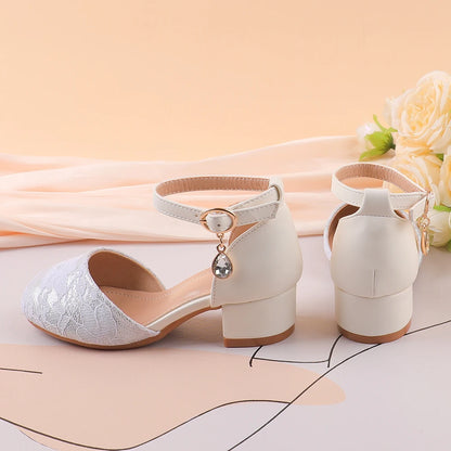 Little Girl Princess Dress Sandals dance shoes Summer White embroidery Buckle Strap Low Heels Soft Soled Party Shoes Fourseasons