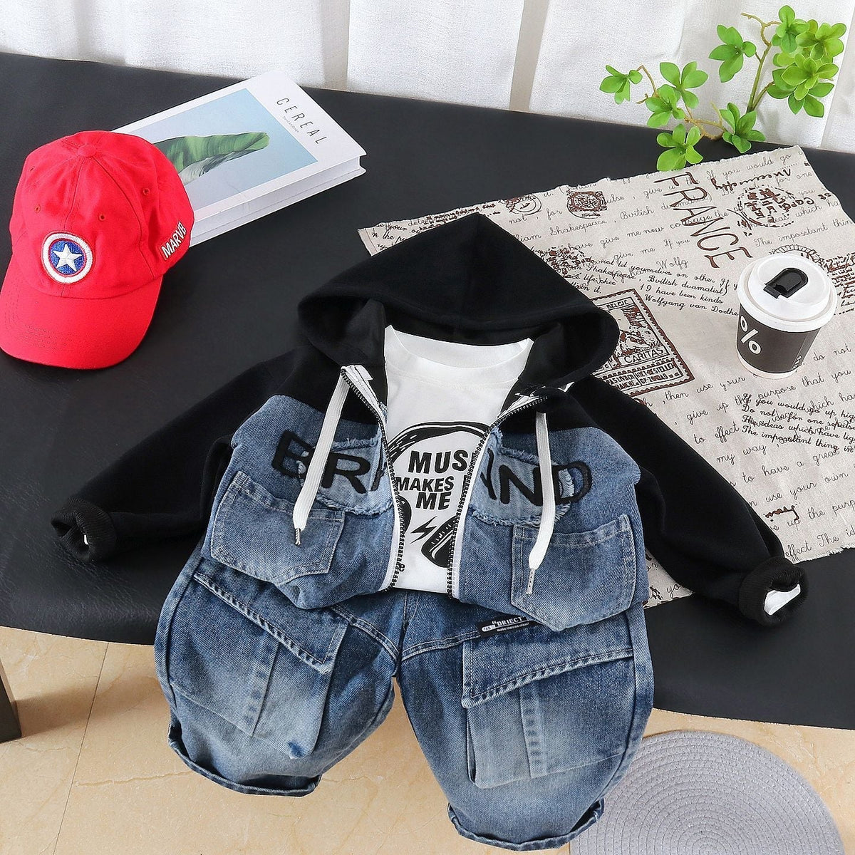 Boys' Autumn Outfit Set 2026 New Korean Style Children's Trendy Cool Patchwork Hooded Jacket with Jeans Three-Piece Set