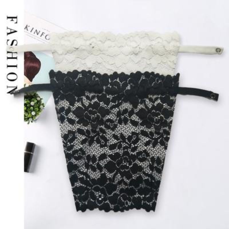 Breathable Bustier Lace ladies no trace exquisite short sexy strapless invisible bra (Available)