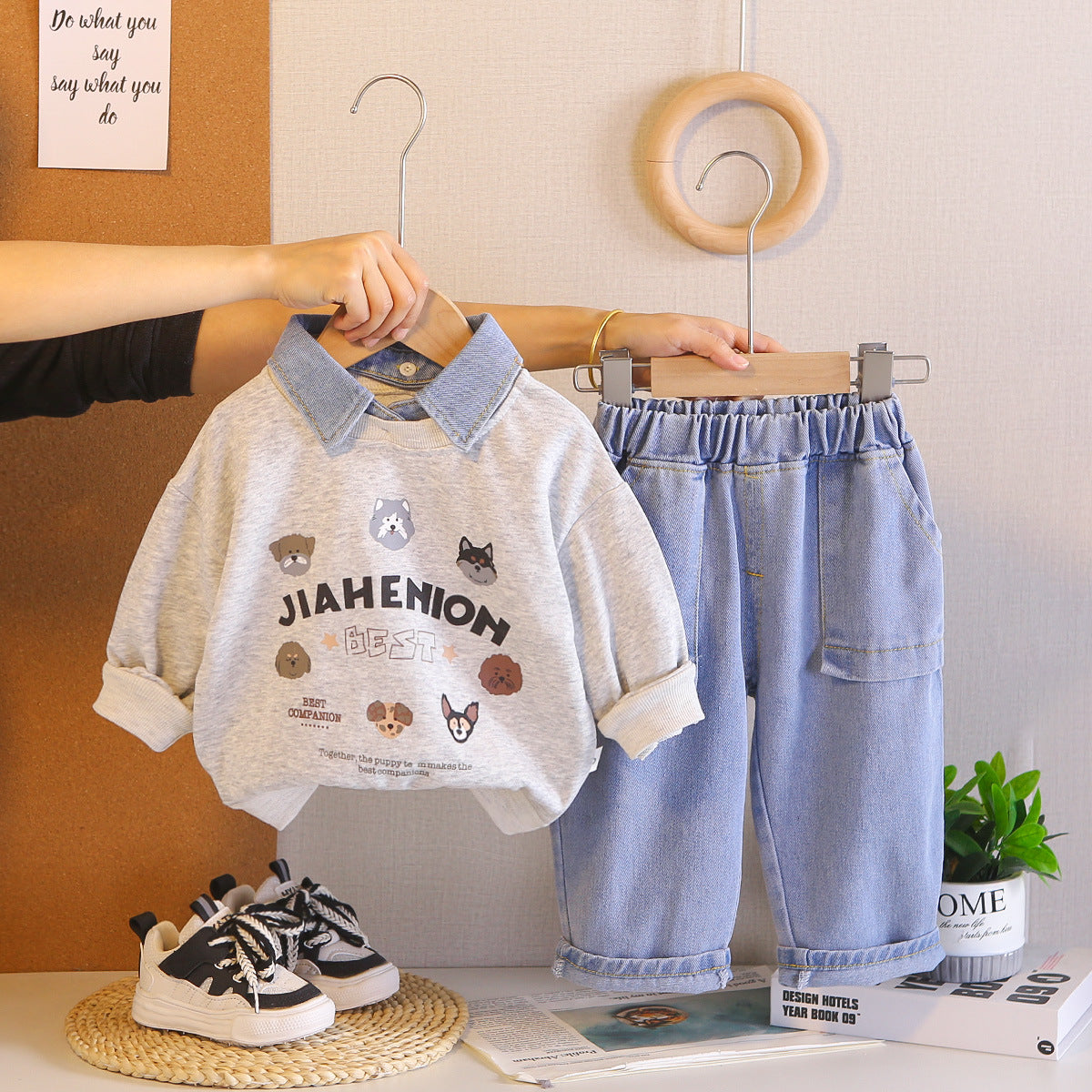 2026 New Boys' Suits, Spring and Autumn Stylish Children's Clothing, Baby Autumn Polo Shirt Two-Piece Set, Trendy Wholesale