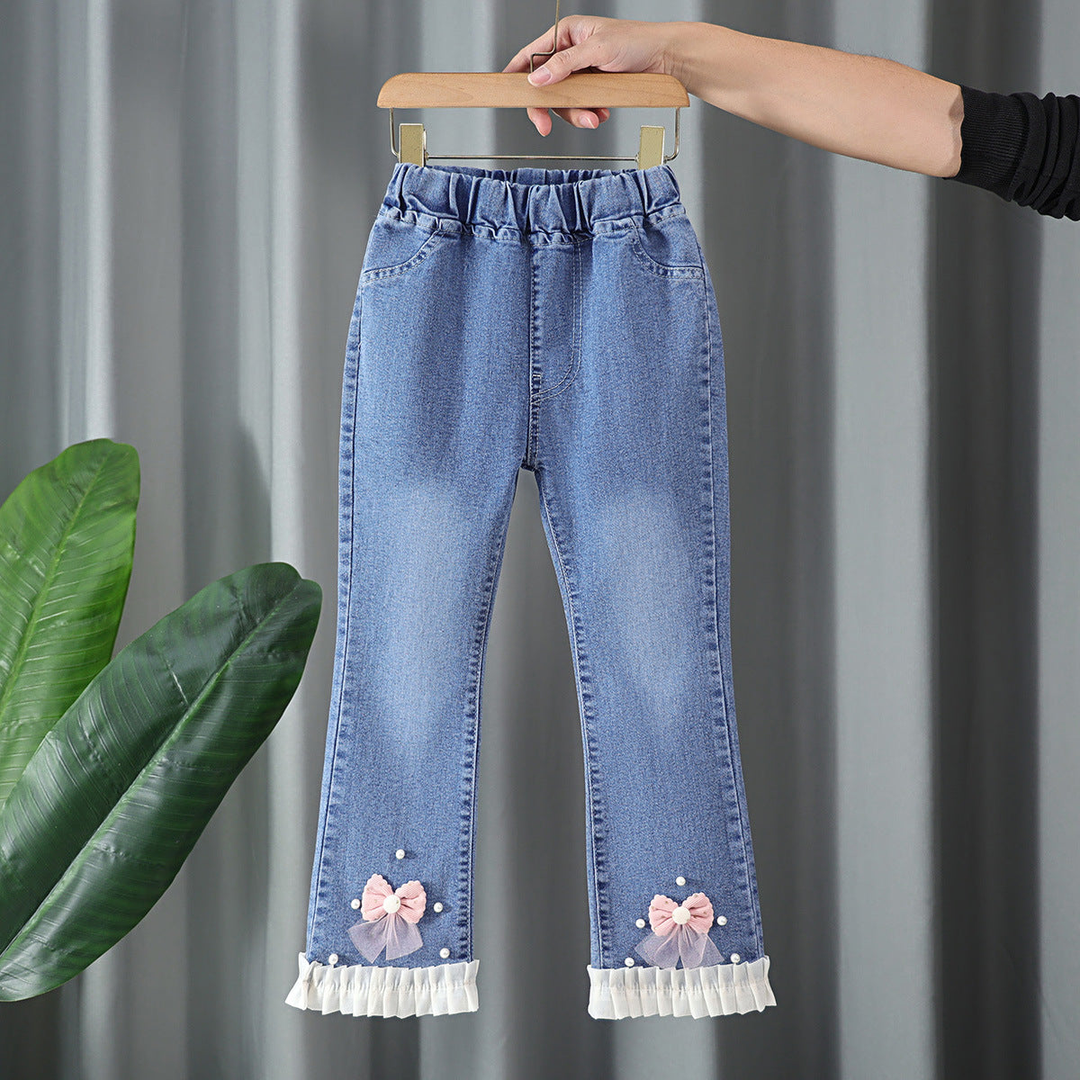 Girls' Bell-Bottom Pants Spring and Autumn 2026 New Style Children's Jeans Trendy Korean Version Casual Pants for Older Kids