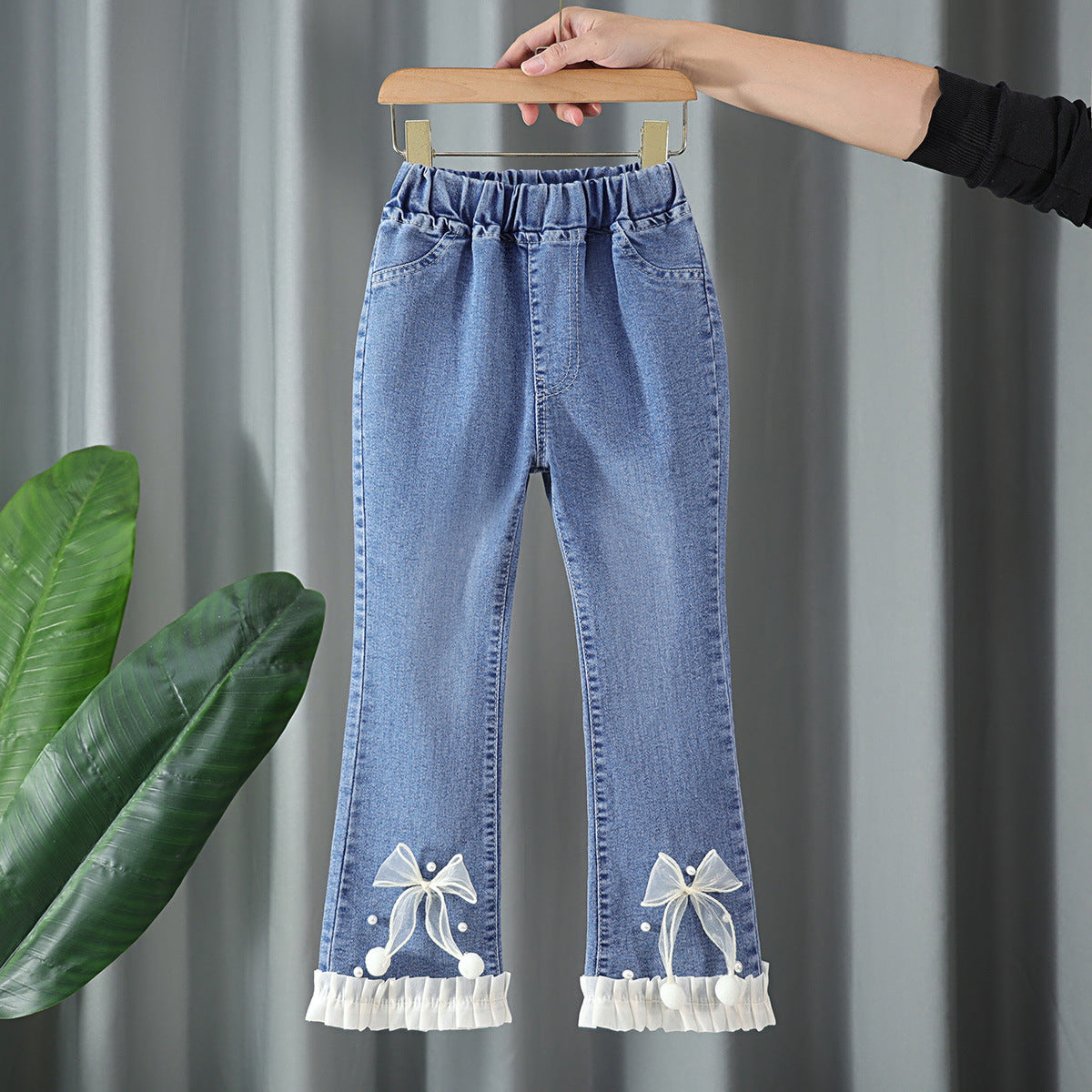 Girls' Bell-Bottom Pants Spring and Autumn 2026 New Style Children's Jeans Trendy Korean Version Casual Pants for Older Kids