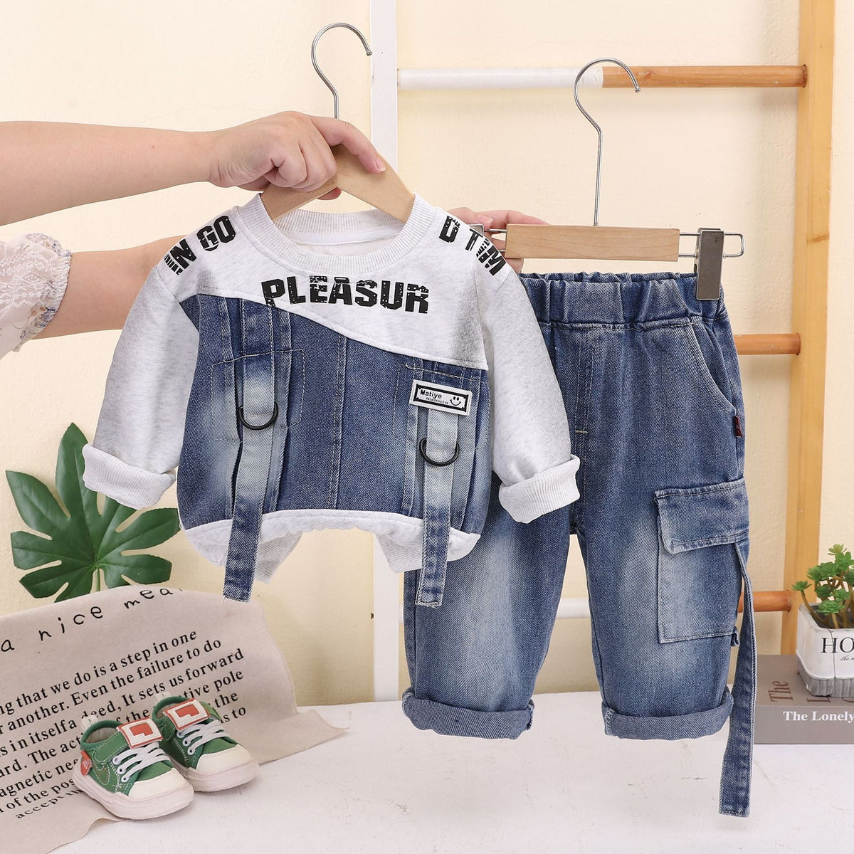 Boys' Autumn Outfit Set 2026 New Style Children's Spring and Autumn Fashionable Korean Version Long Sleeve Sweatshirt Two-Piece Set Baby Trendy Clothes