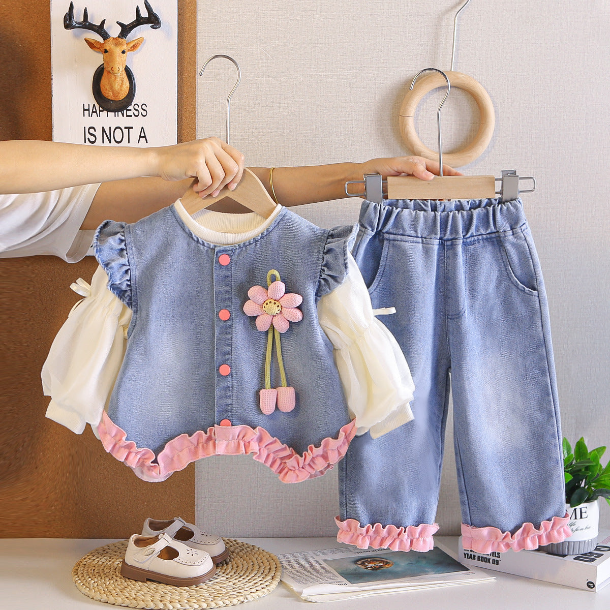 Girls' Outfit Spring/Autumn 2026 New Fashionable Children's Rose Flower Denim Three-Piece Set Trendy Wholesale