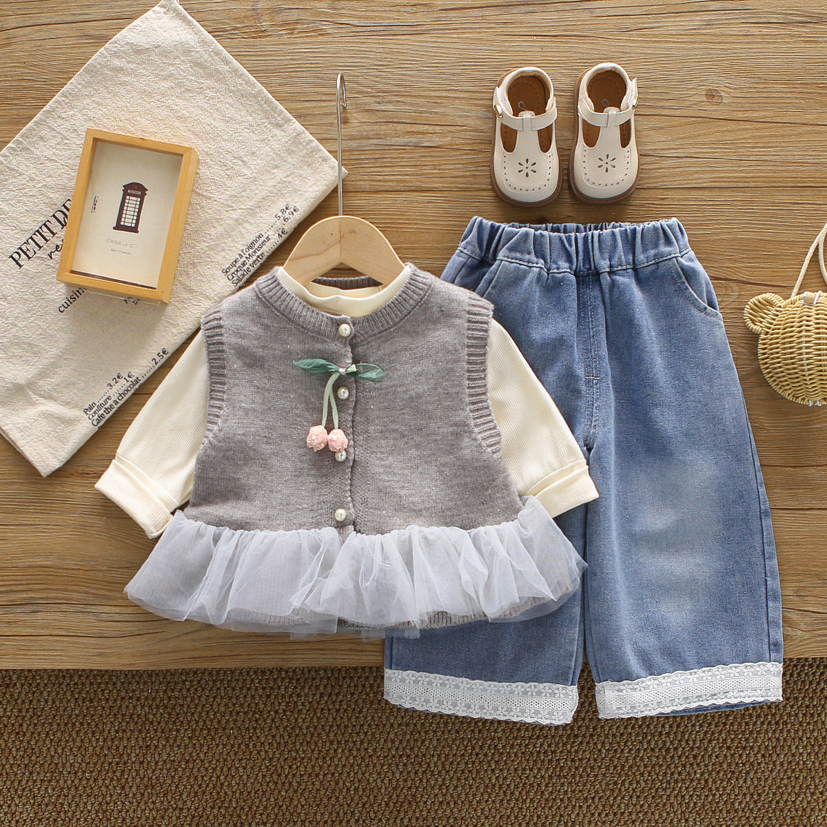 Girls' Autumn Three-Piece Set: Sweet Mesh Patchwork Sweater Vest, Lace Trim Denim Pants, Toddler Outfit