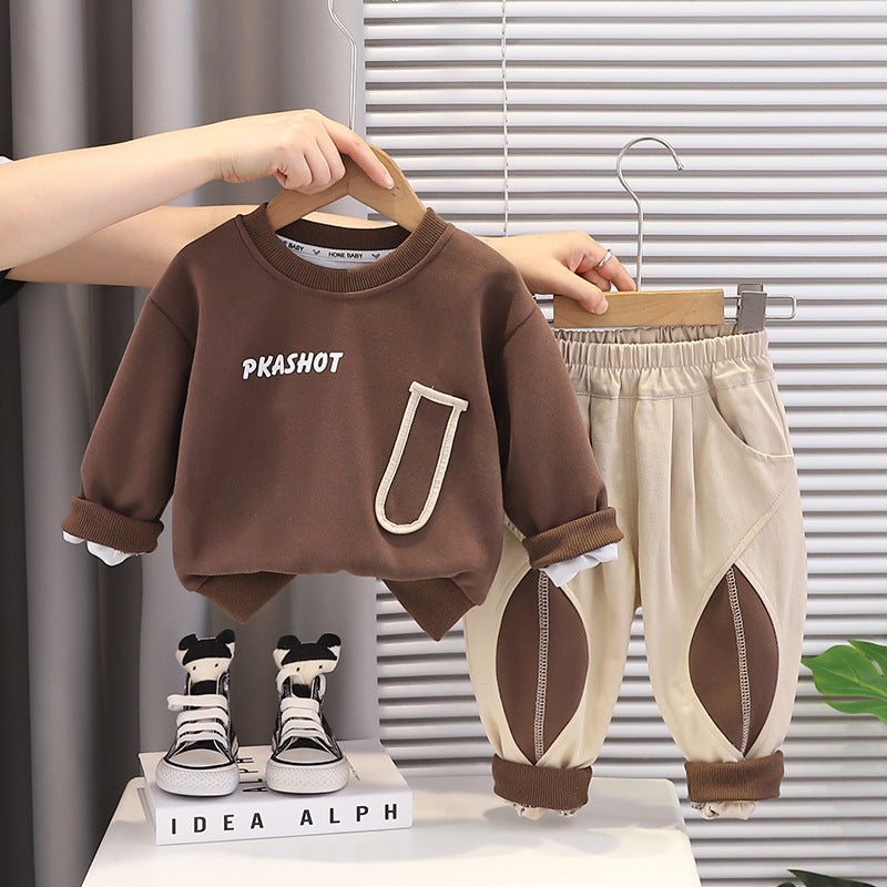 Boys' Spring and Autumn Children's Outfit 2026 New Stylish Baby Color-Block Pocket Long-Sleeve Sweatshirt Two-Piece Set Wholesale