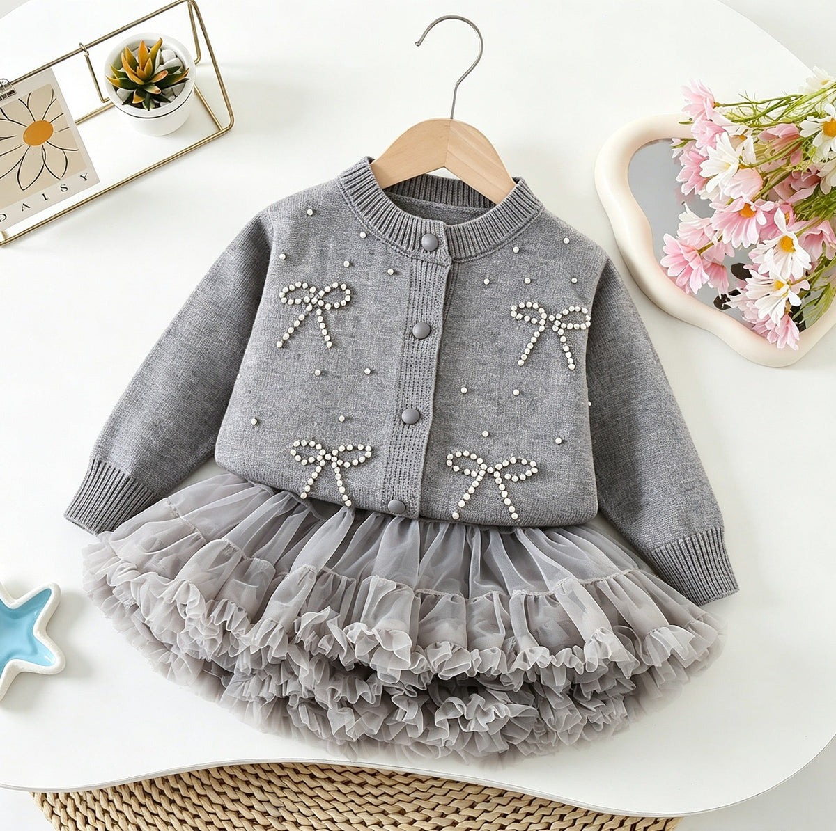 Girls' Sweater Dress Set for Autumn and Winter, New Pearl Bow Knit Cardigan, Korean Style Fashionable Puffy Princess Dress for Baby Girls