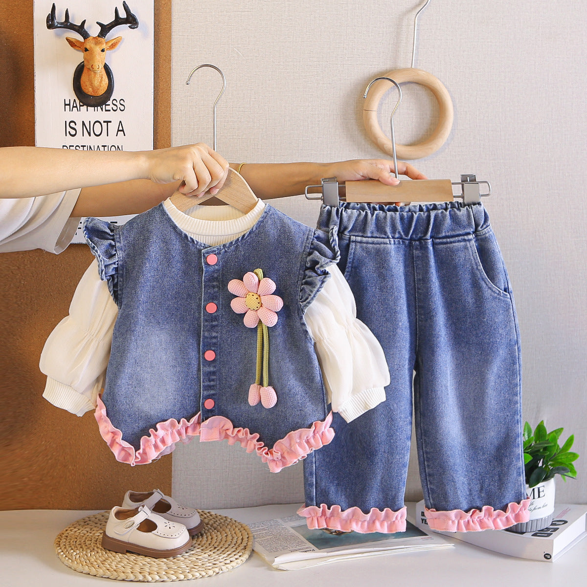 Girls' Outfit Spring/Autumn 2026 New Fashionable Children's Rose Flower Denim Three-Piece Set Trendy Wholesale