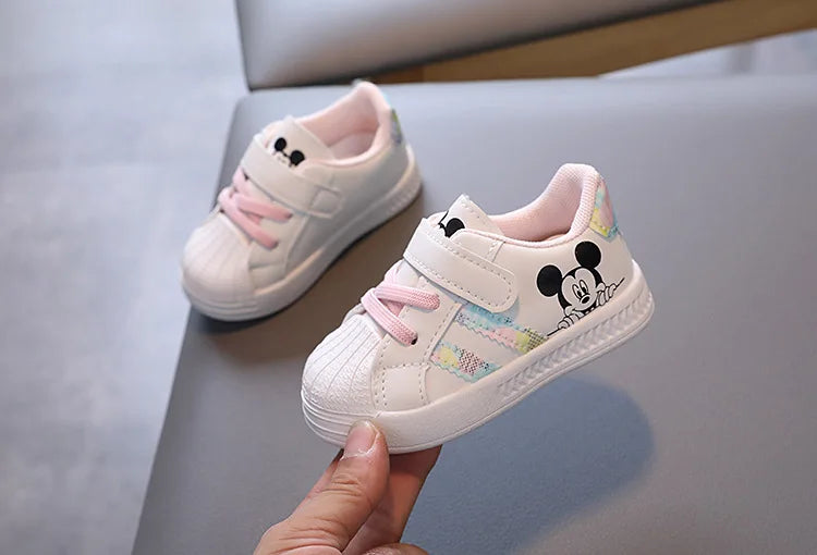 Spring And Autumn New Baby Walking Shoes Soft Soled Board Shoes Children's Sports Shoes Single Shoes Casual White Shoes