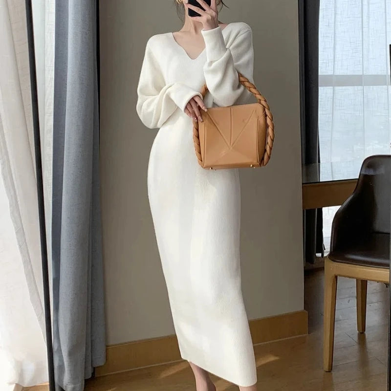 White Women's Dresses 2024 Autumn Winter New V-neck French Style Dresses Vintage Elegant V-neck All-match Fashion Knitted Dress