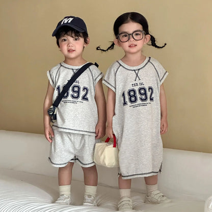 Summer New Children Short Sleeve Clothes Set Boys Letter Print T Shirts 2pcs Suit Girls Vest Dress Kids Brother Sisters Set