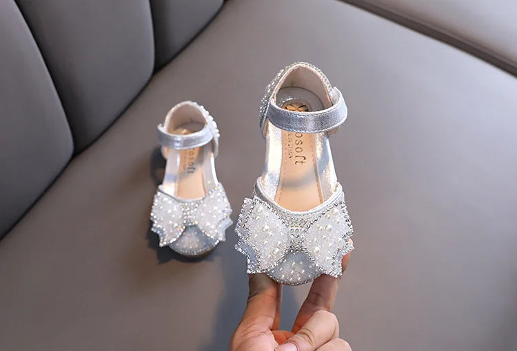 Summer Girls Flat Princess Sandals Fashion Sequins Bow Rhinestone Baby Shoes Kids Shoes For Party Wedding Party Sandals E618