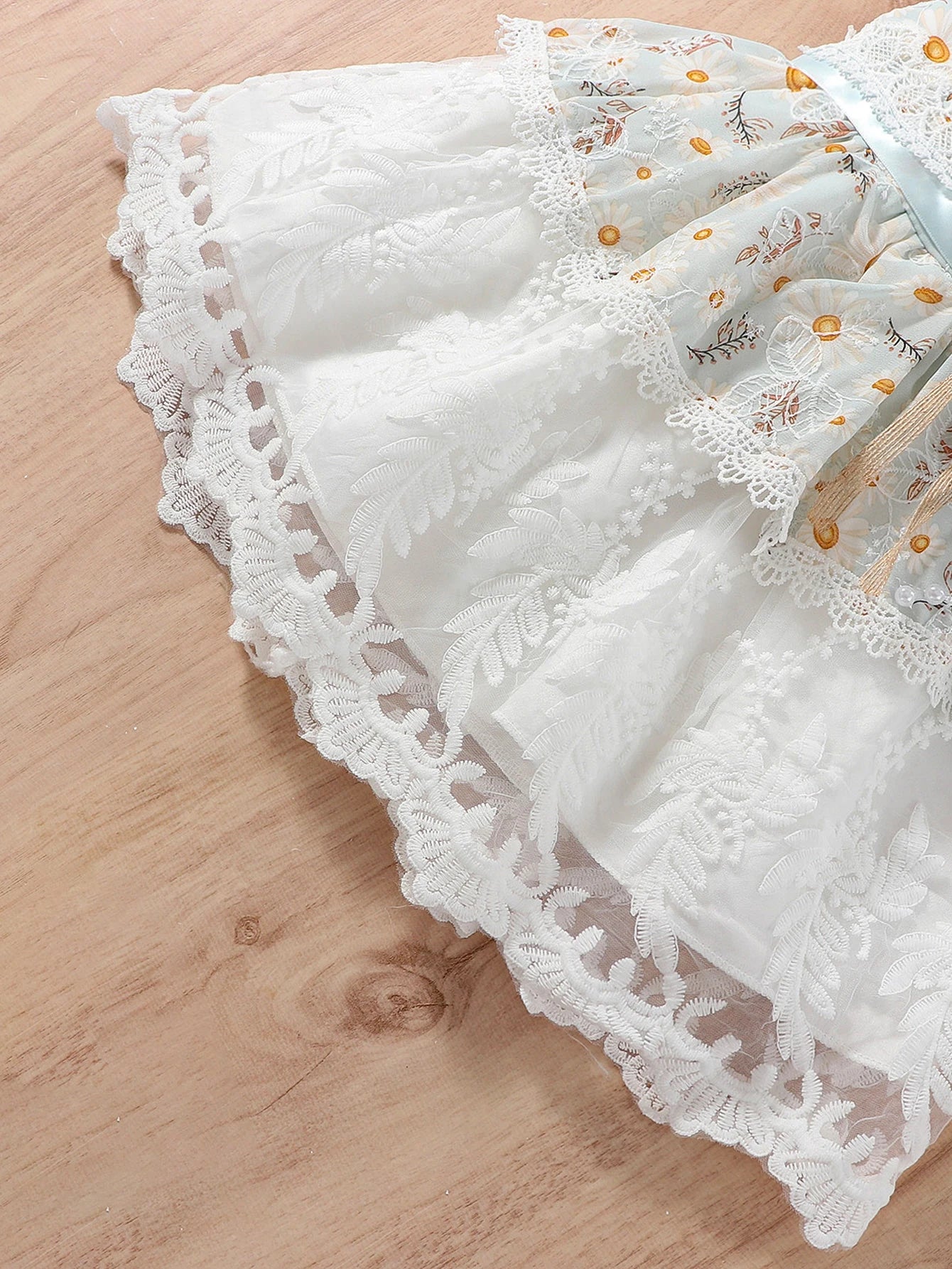 Summer girl's floral chiffon printed embroidered casual half-sleeve cute lady's fashion romantic lace dress.