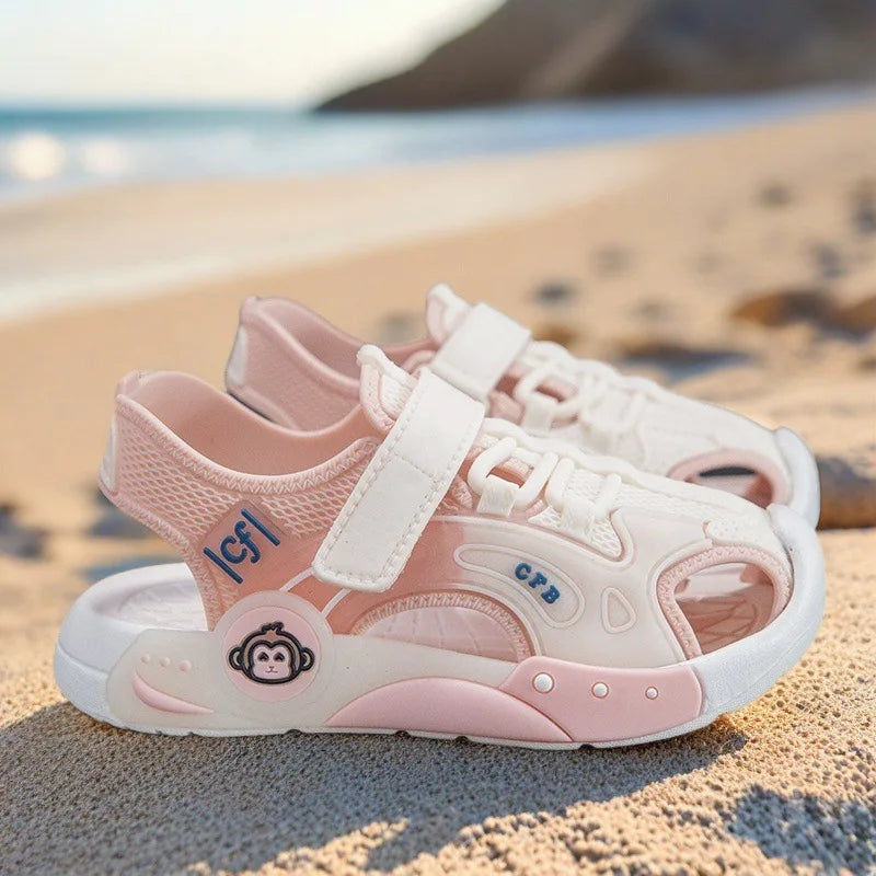 New summer sports toe sandals with anti slip soft bottom for boys, small, medium, and large children, and casual beach sandals f (Available)