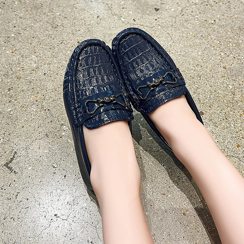 Boys Loafers Non-slip Children's Leather Shoes All-match Four Seasons Metal Buckle  Shiny Simple Kids Fashion Moccasin Shoes