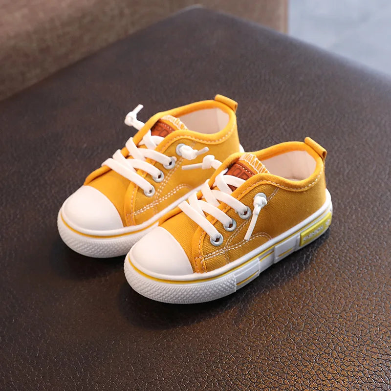 2025 New Children's Canvas Shoes Fashion Baby Board Shoes Girls' Breathable Single Shoes Boys' Casual Shoes   (Available)