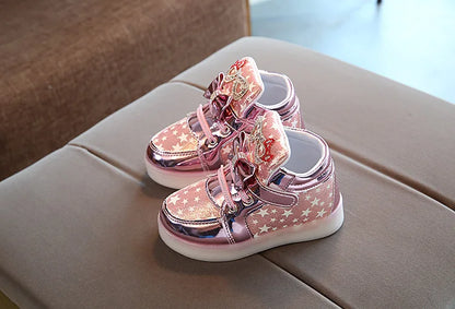 Kids LED Sneakers Girls Flash Light-up Board Shoes Spring And Autumn Children's Luminous Shoes Children's Glowing Light Sneakers