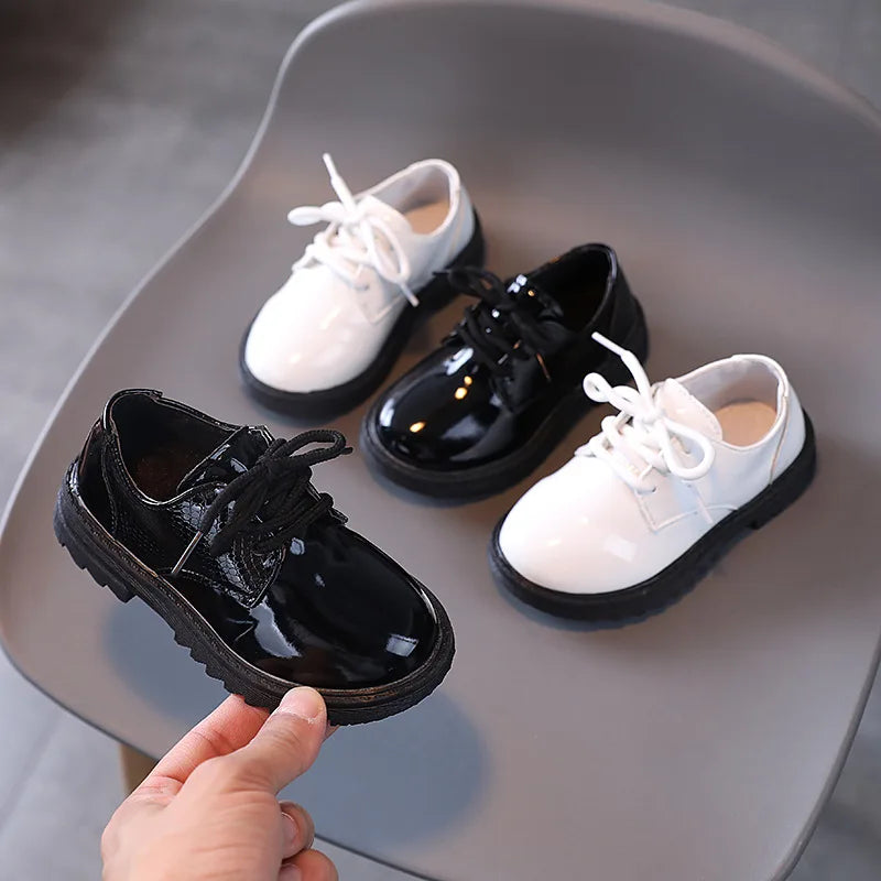 Spring Autumn Kids Shoes Solid Black Children's Fashion Casual Kids Shiny PU Little Boy Leather Shoes Toddler Lace-up Mary Janes