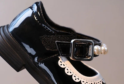 Girls Princess Shoes 2023 Spring New Sweet Pearl Patent Leather Elegant Children Mary Janes Shoes Fashion Soft Sole Party Shoes