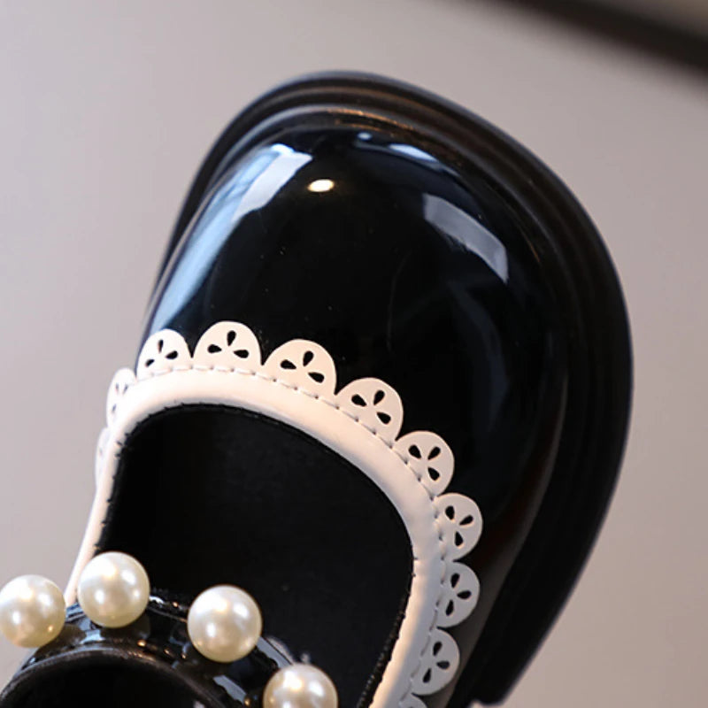 Girls Princess Shoes 2023 Spring New Sweet Pearl Patent Leather Elegant Children Mary Janes Shoes Fashion Soft Sole Party Shoes