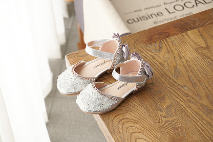 New Kids Leather Shoes Girls Wedding Shoes Children Princess Sandals Sequins Bow Girls Casual Dance Shoes Flat Sandals
