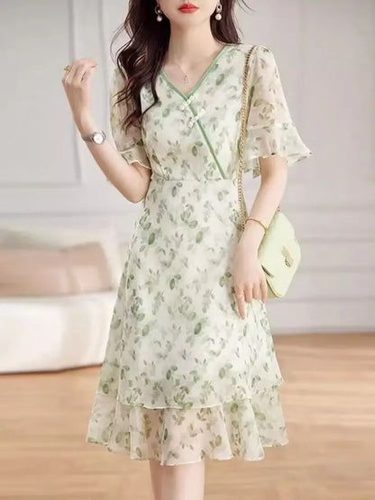 Women's Green Floral Print Chiffon Dress V Neck Ruffle Sleeve Double Layer Hem Casual Midi Dress