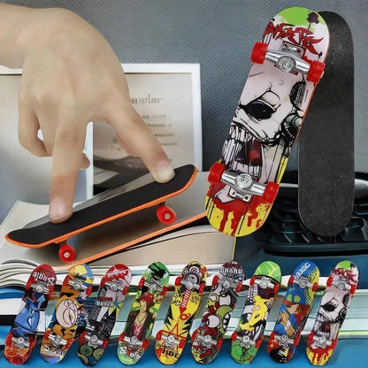 Finger Skate Board Mini Collectible Creative Desktop Fingertip FingerBoard Toys For kids Birthday Gifts Finger Skater