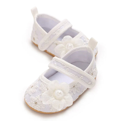 New Baby Shoes Lace Embroidered Shoes Exquisite Princess Shoes Anti Slip Soft Soled Women's Baby Walking Shoes