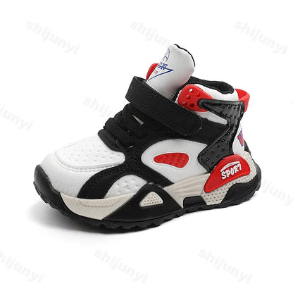 Boys Casual Sports Shoes Autumn Fashion Comfortable Non Slip Outdoor Walking Shoes LED Lights Toddler Outdoor Sports Shoes