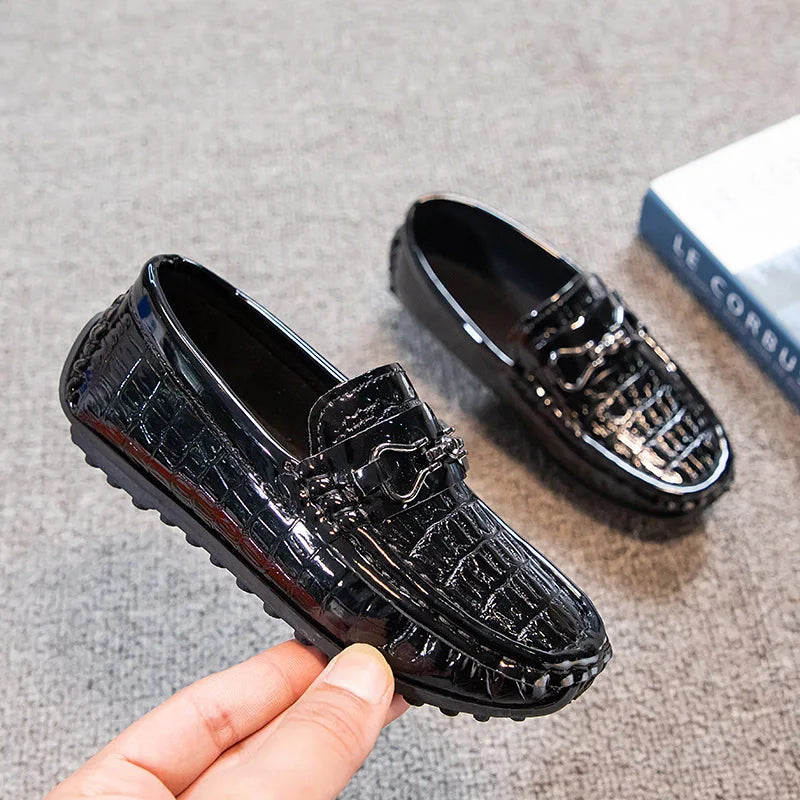 Boys Loafers Non-slip Children's Leather Shoes All-match Four Seasons Metal Buckle  Shiny Simple Kids Fashion Moccasin Shoes