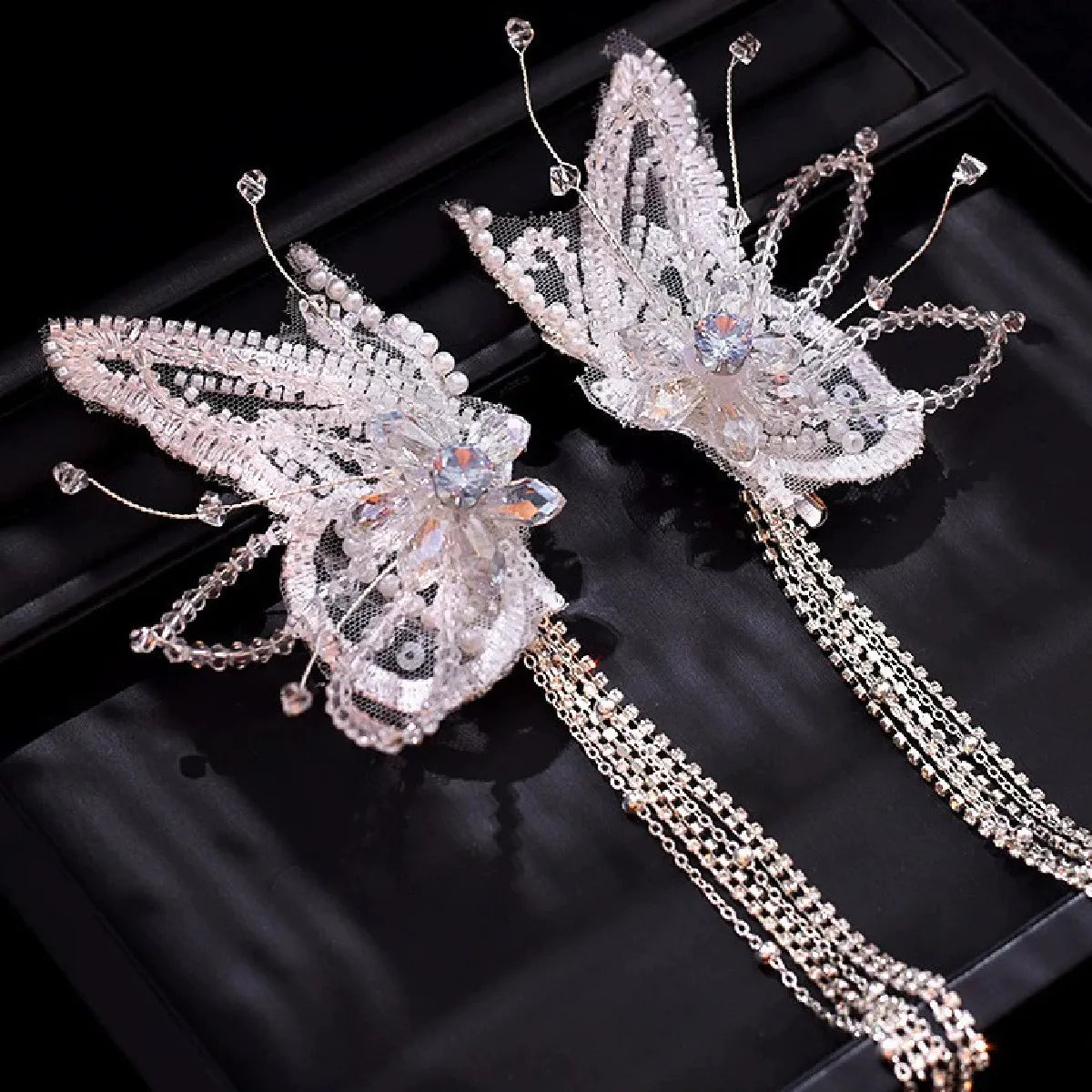 Fairy Bride Headdress BrideCourt Hair Ornament Crystal Butterfly Wings Headwe Lace Feather Fringe Hair Clip Wedding Accessories