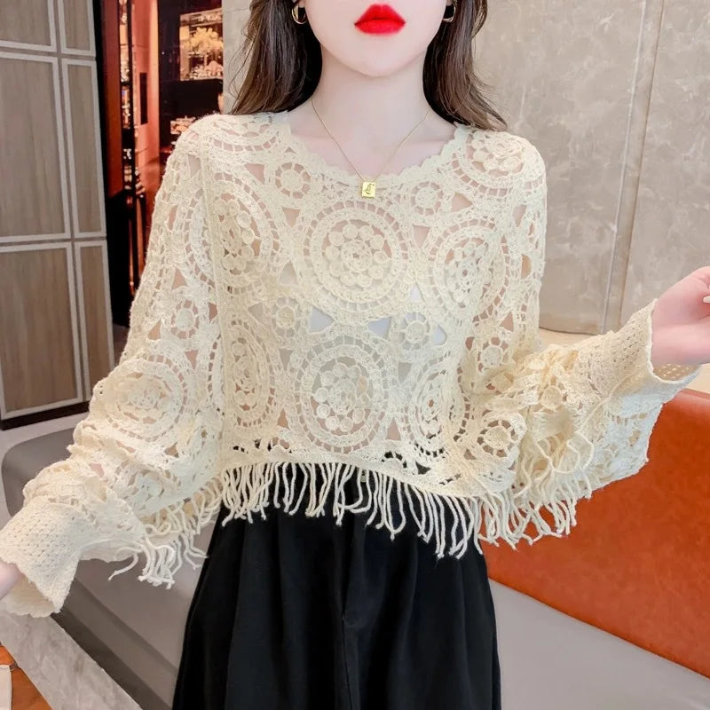 Women Tassel Hook Flower Hollow Out Short Knitting Retro Ethnic Style Round Neck Knitted Female Fashion Loose Top Spring Summer