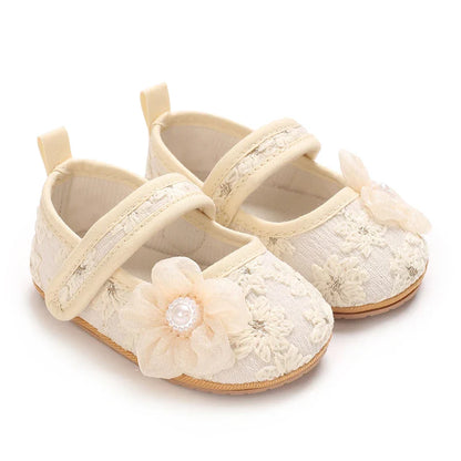 New Baby Shoes Lace Embroidered Shoes Exquisite Princess Shoes Anti Slip Soft Soled Women's Baby Walking Shoes