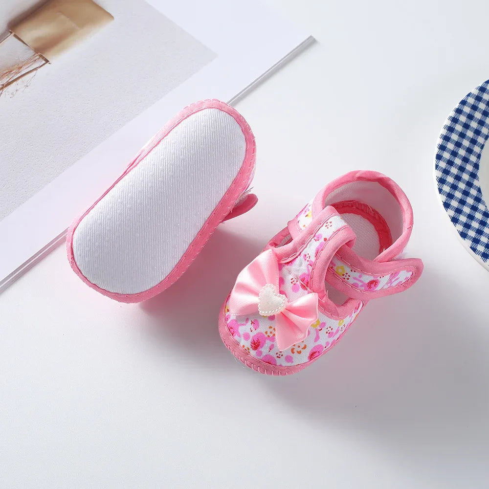 Newborn Baby Boy Girls Shoes Spring Autumn Lovely Floral Embroidery Anti-Slip Sneaker Crib Shoes Soft Cotton Cute First Walkers (Available)